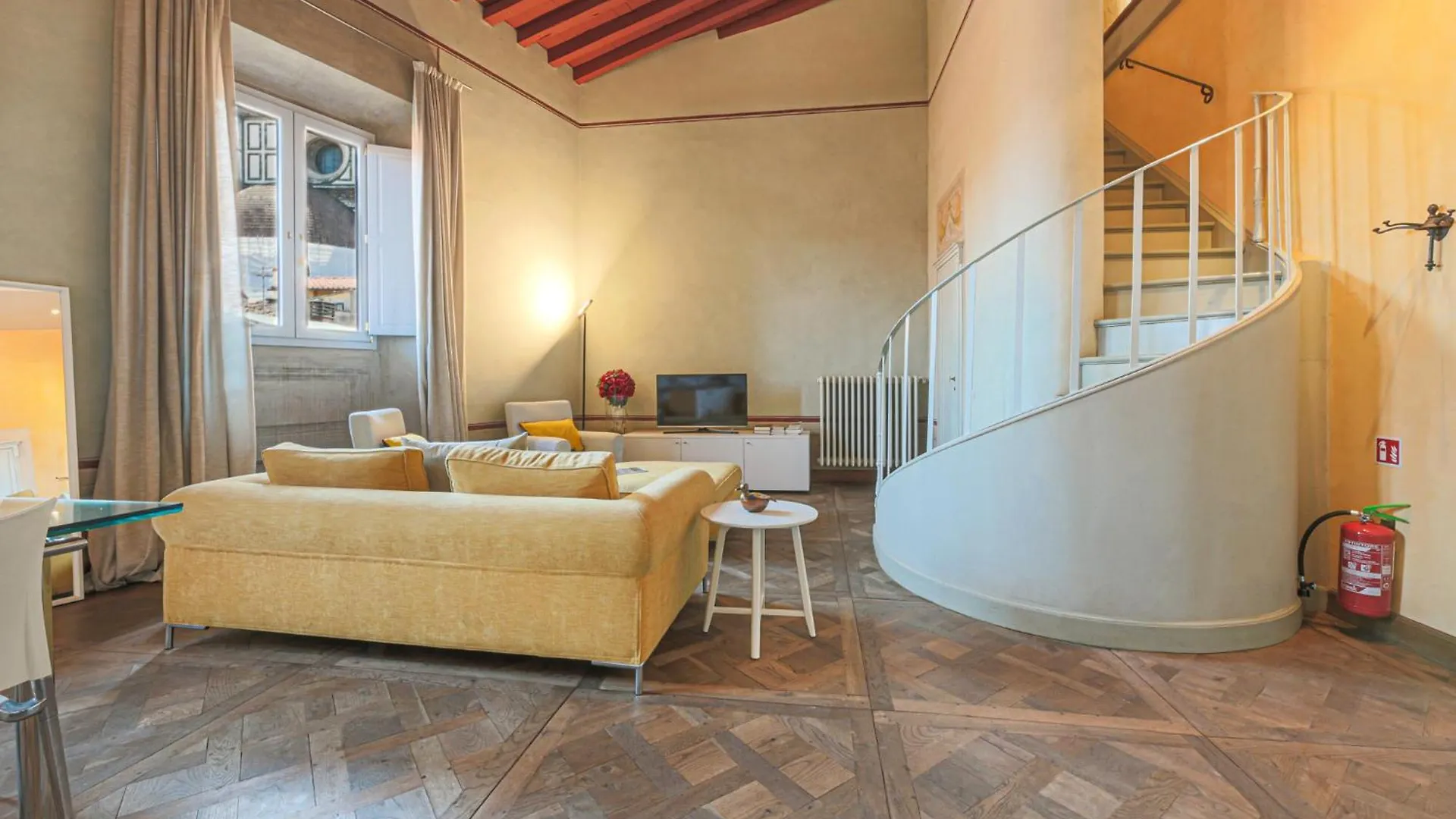 Apartments Florence - Ricasoli Terrace 0*,  İtalya