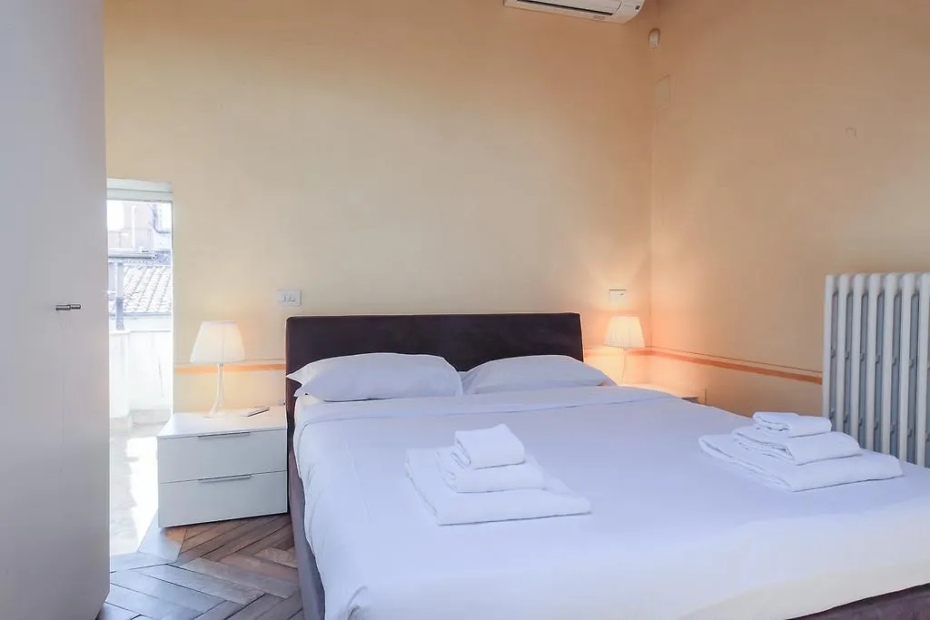 Apartments Florence - Ricasoli Terrace Italy